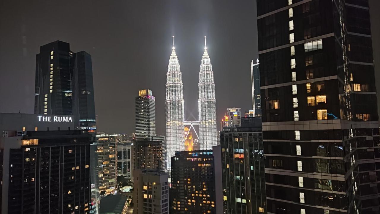 8 Kia Peng Suites Klcc By Luna 쿠알라룸푸르 외부 사진