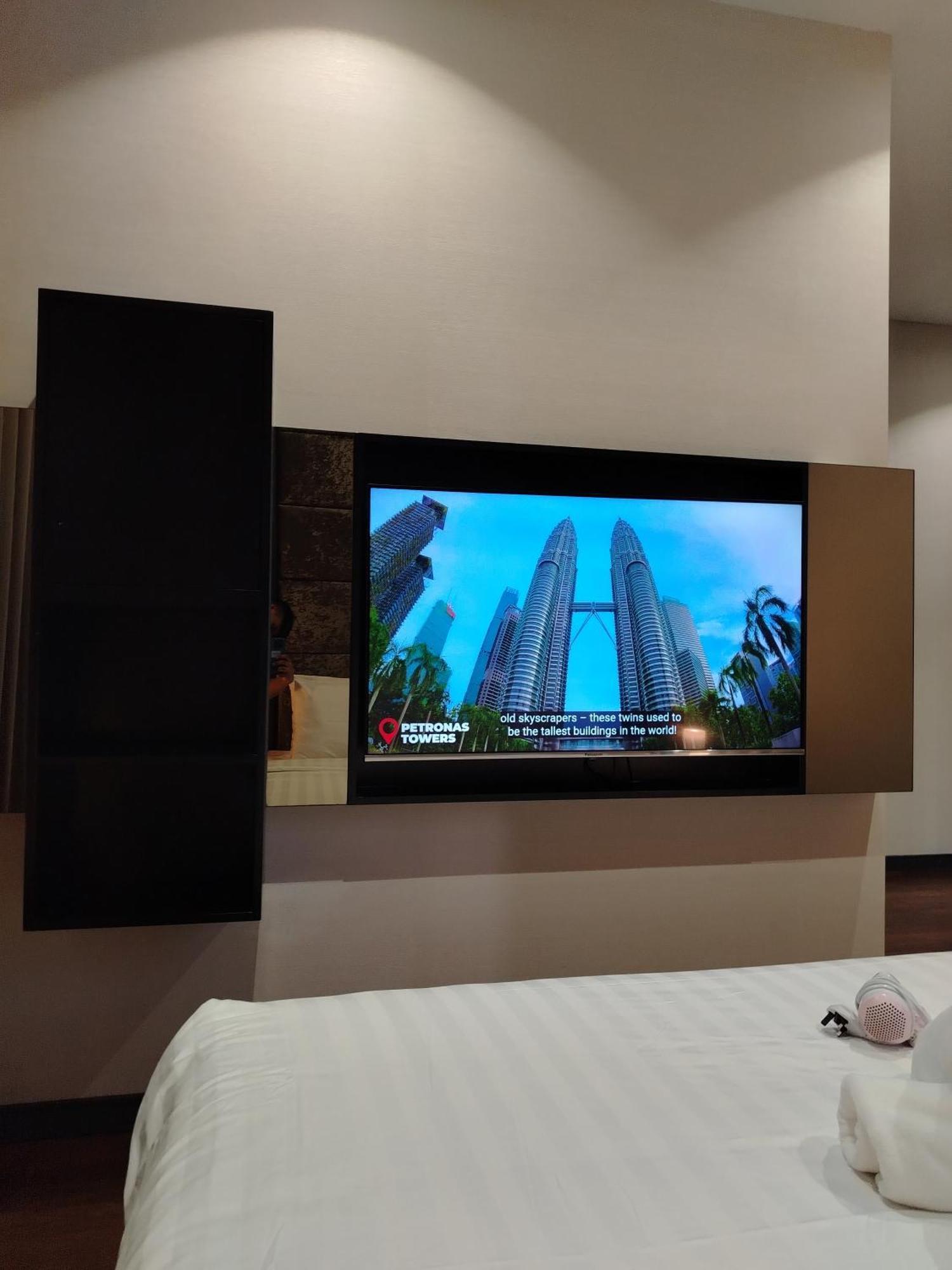 8 Kia Peng Suites Klcc By Luna 쿠알라룸푸르 외부 사진