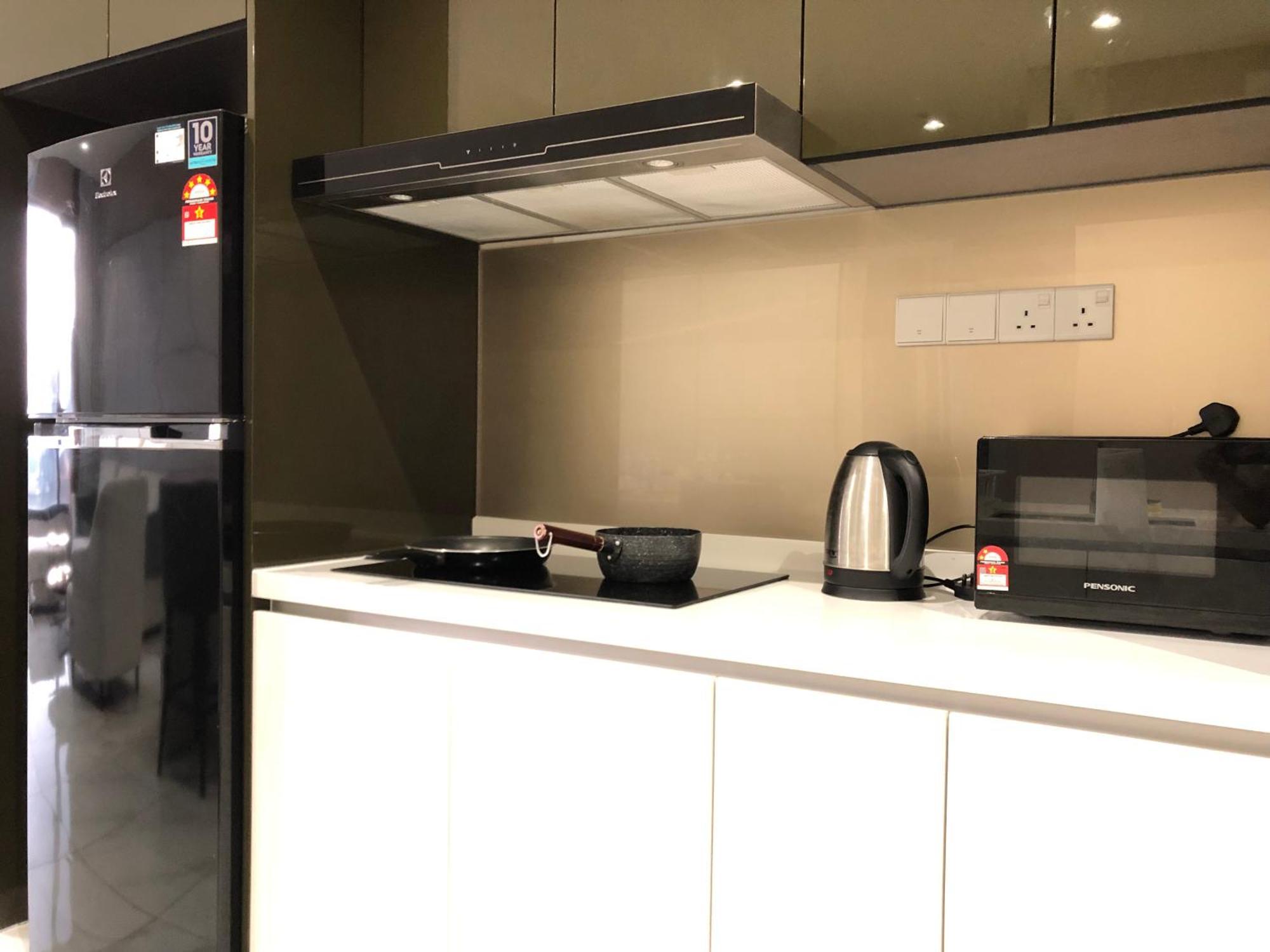 8 Kia Peng Suites Klcc By Luna 쿠알라룸푸르 외부 사진