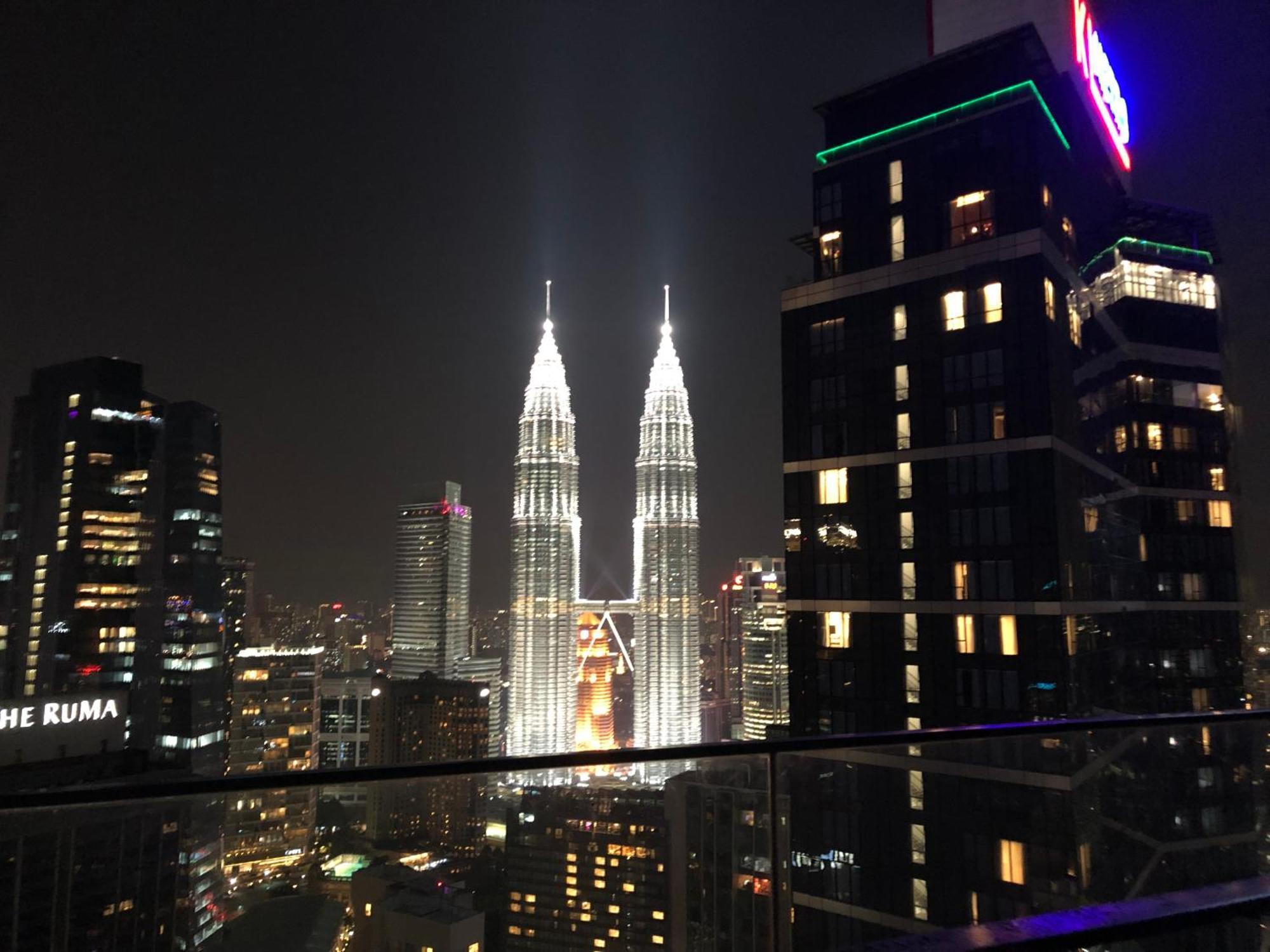 8 Kia Peng Suites Klcc By Luna 쿠알라룸푸르 외부 사진
