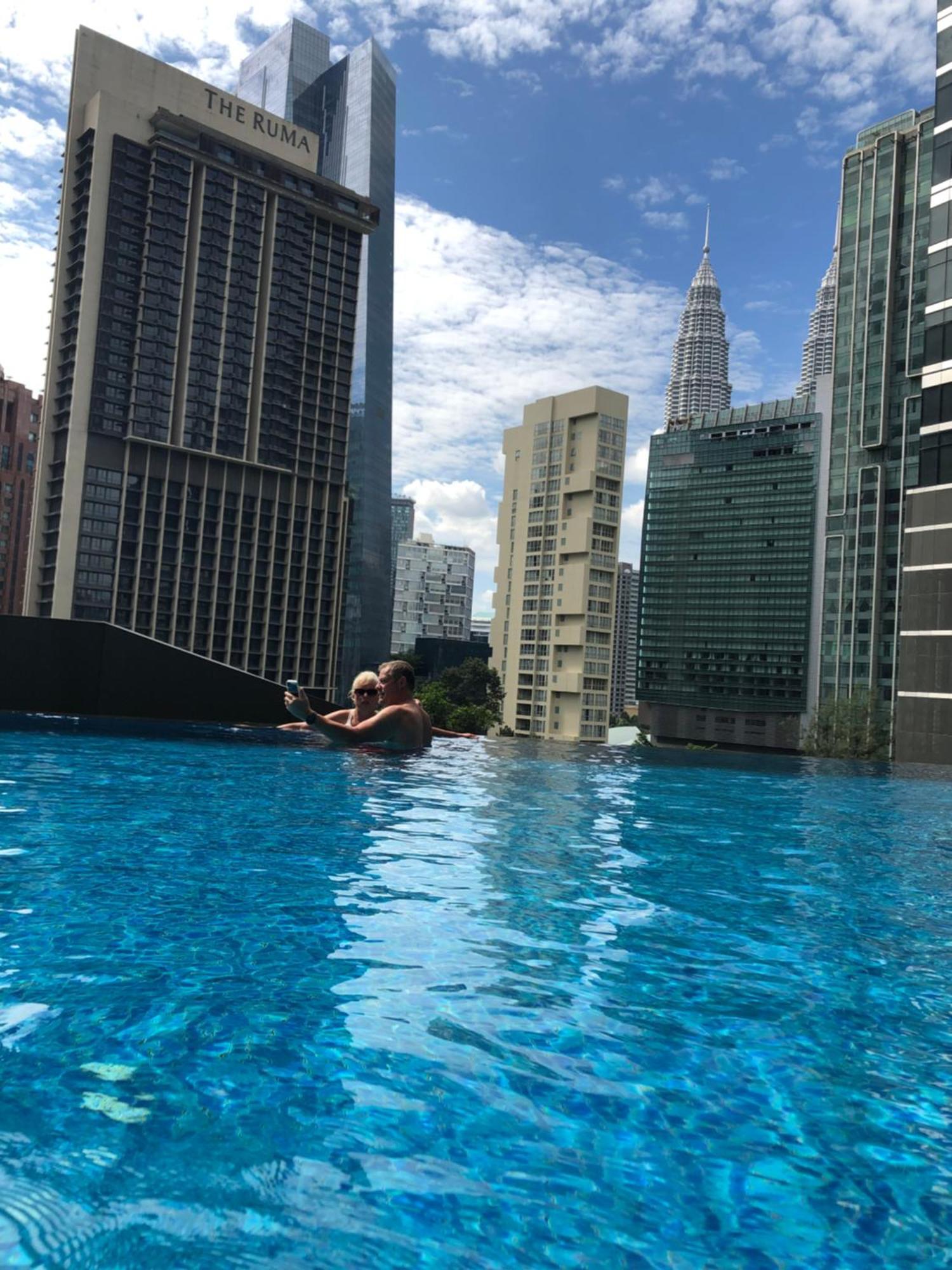 8 Kia Peng Suites Klcc By Luna 쿠알라룸푸르 외부 사진